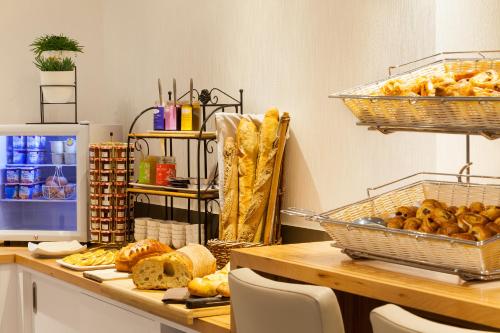 Đồ ăn và thức uống