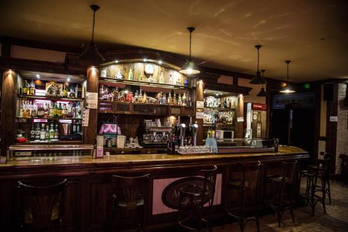 Đồ ăn và thức uống