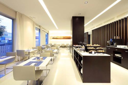 Đồ ăn và thức uống