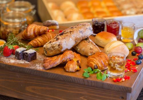 Đồ ăn và thức uống