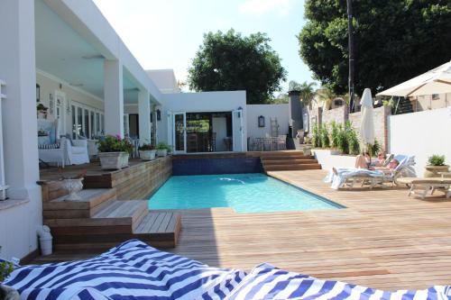 Ngoại cảnh khách sạn