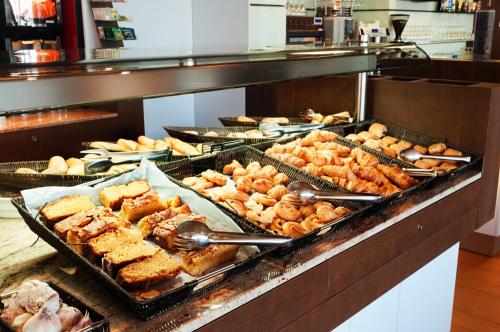 Đồ ăn và thức uống