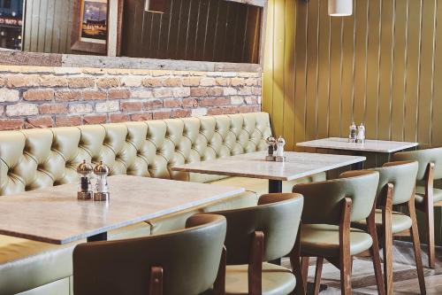 Đồ ăn và thức uống