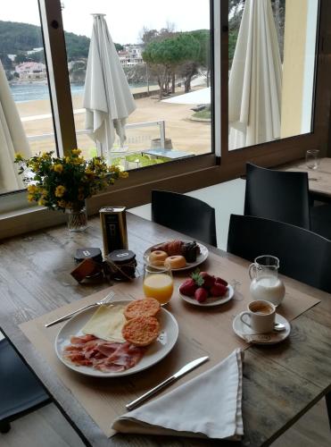 Đồ ăn và thức uống