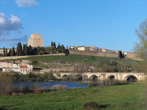 Nơi tham quan gần đây