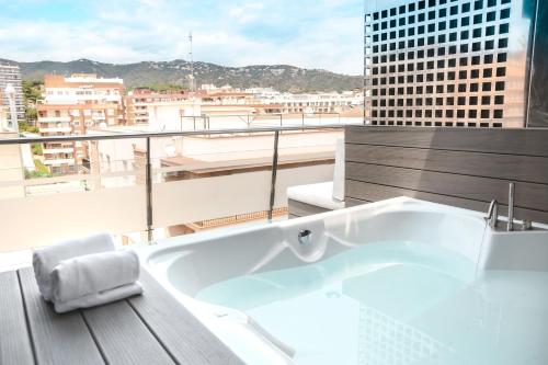 Bồn tắm nước nóng