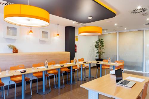 Phòng họp/ hội nghị