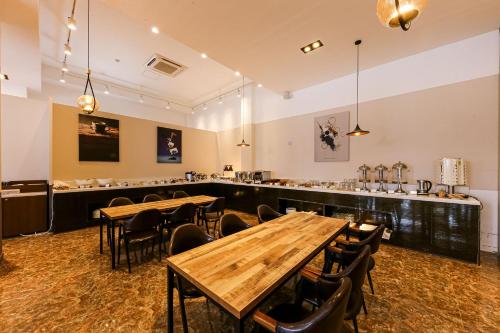 Đồ ăn và thức uống