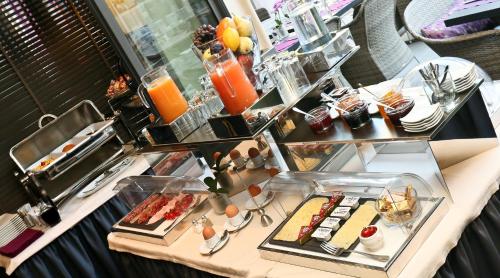 Đồ ăn và thức uống