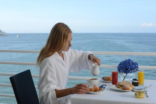 Đồ ăn và thức uống