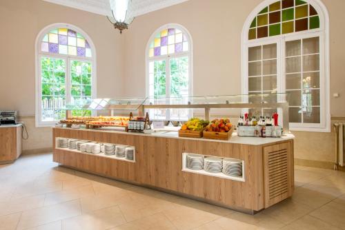 Đồ ăn và thức uống