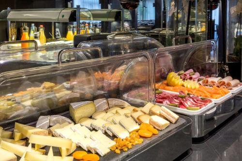 Đồ ăn và thức uống