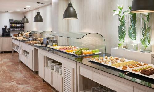 Đồ ăn và thức uống