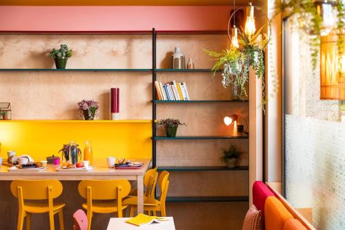 Đồ ăn và thức uống