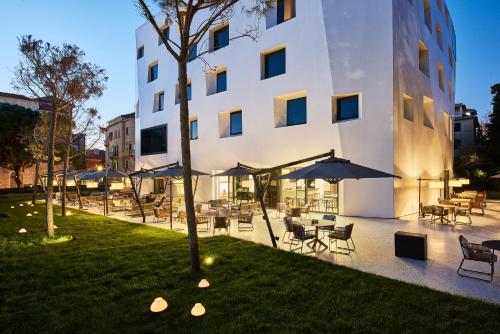 Ban công/sân hiên