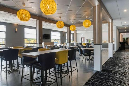 Đồ ăn và thức uống