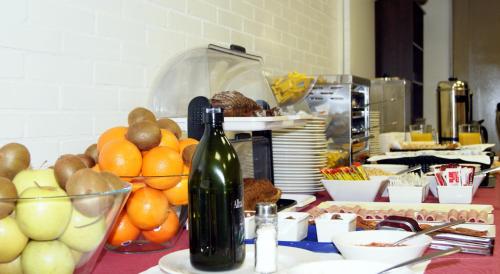 Đồ ăn và thức uống