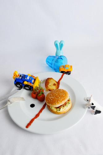 Đồ ăn và thức uống