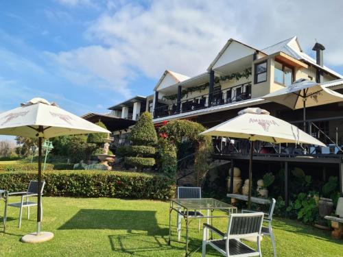 Ngoại cảnh khách sạn