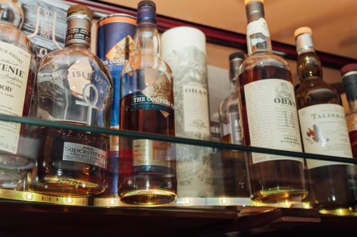 Đồ ăn và thức uống