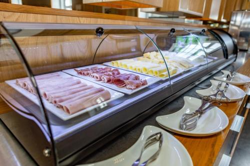 Đồ ăn và thức uống