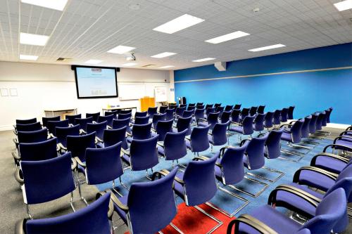 Trung tâm dịch vụ văn phòng