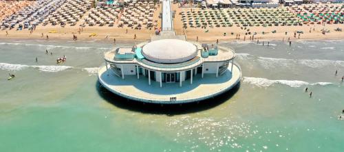 Nơi tham quan gần đây