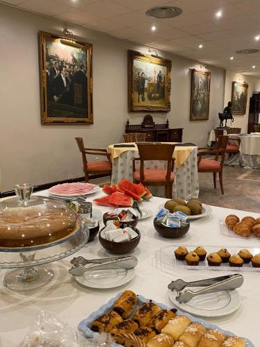 Đồ ăn và thức uống