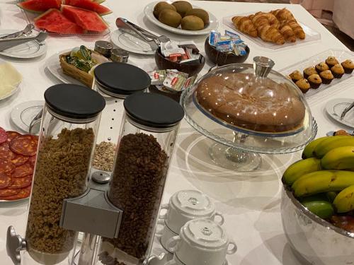 Đồ ăn và thức uống