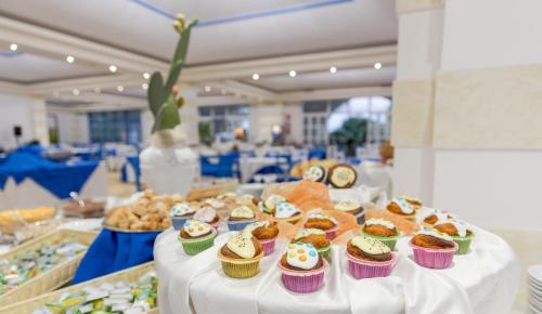 Đồ ăn và thức uống