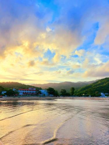 Ngoại cảnh khách sạn