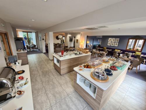 Đồ ăn và thức uống