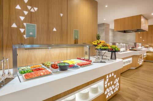 Đồ ăn và thức uống