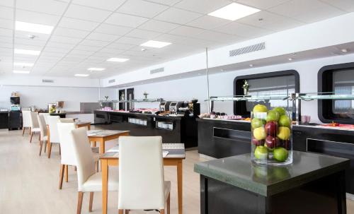 Đồ ăn và thức uống