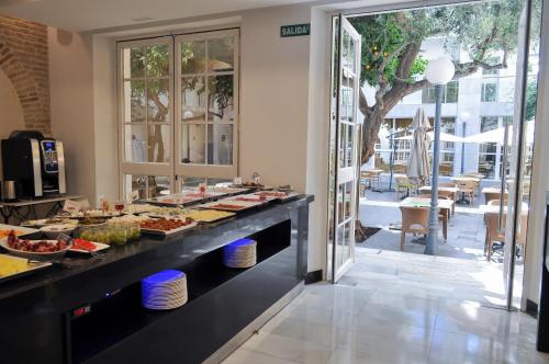 Đồ ăn và thức uống