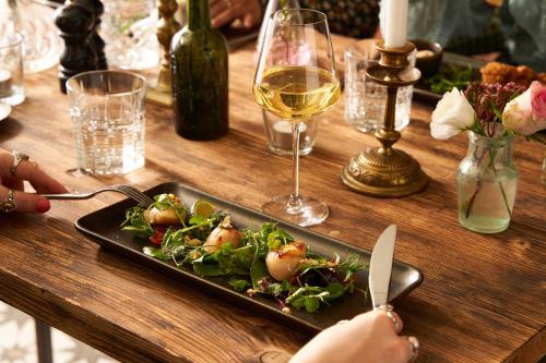 Đồ ăn và thức uống