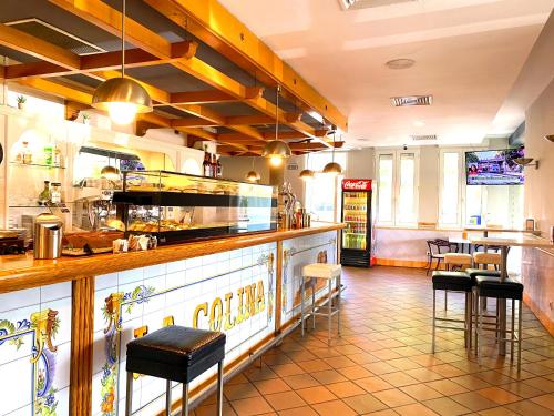 Đồ ăn và thức uống