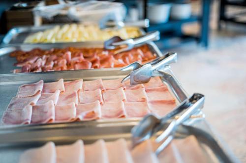 Đồ ăn và thức uống