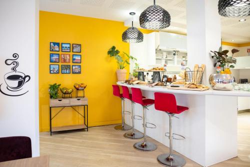 Đồ ăn và thức uống