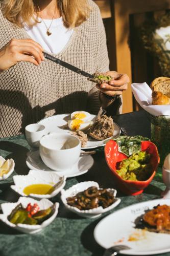 Đồ ăn và thức uống