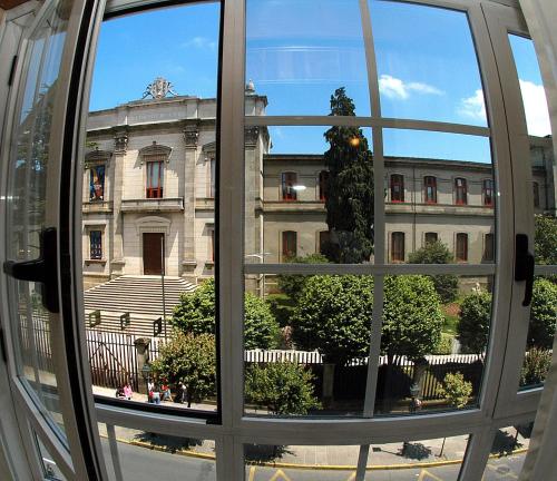 Nơi tham quan gần đây