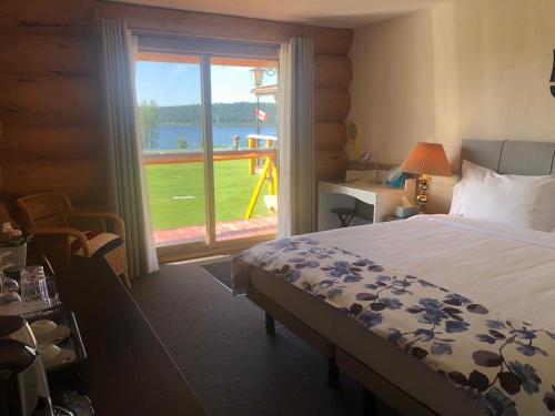 Khu vực xung quanh