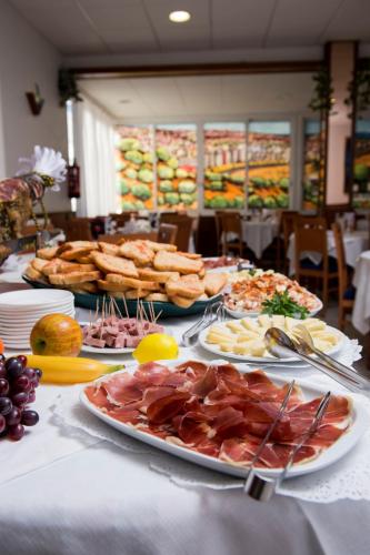 Đồ ăn và thức uống