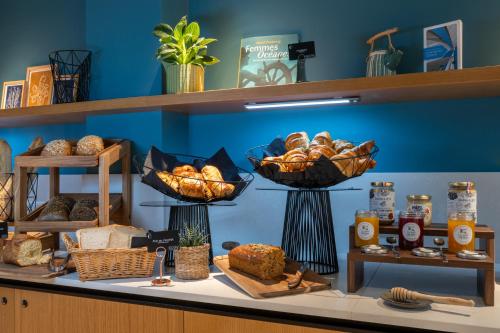 Đồ ăn và thức uống