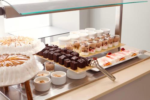 Đồ ăn và thức uống