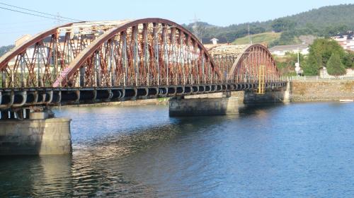 Khu vực xung quanh