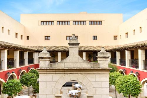 Ngoại cảnh khách sạn