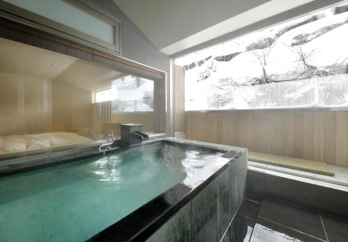 Bồn tắm nước nóng