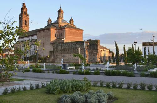 Ngoại cảnh khách sạn