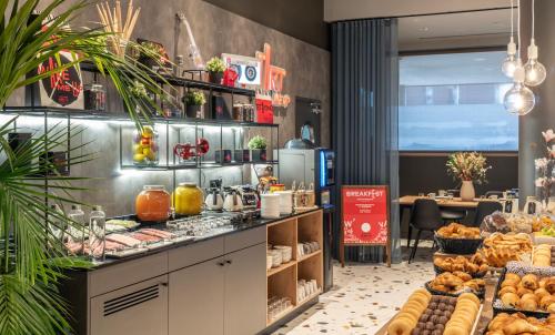 Đồ ăn và thức uống